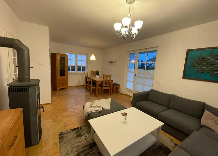 Haus Admiral mit Garten, 5 Gehminuten zum Strand, inklusive WLAN, Sauna, Kamin, Tischtennisplatte, Bollerwagen für den Strand
